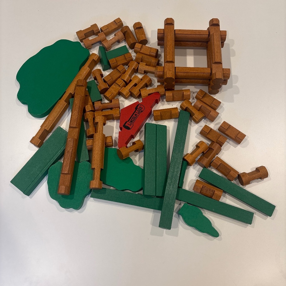 Lincoln Logs
